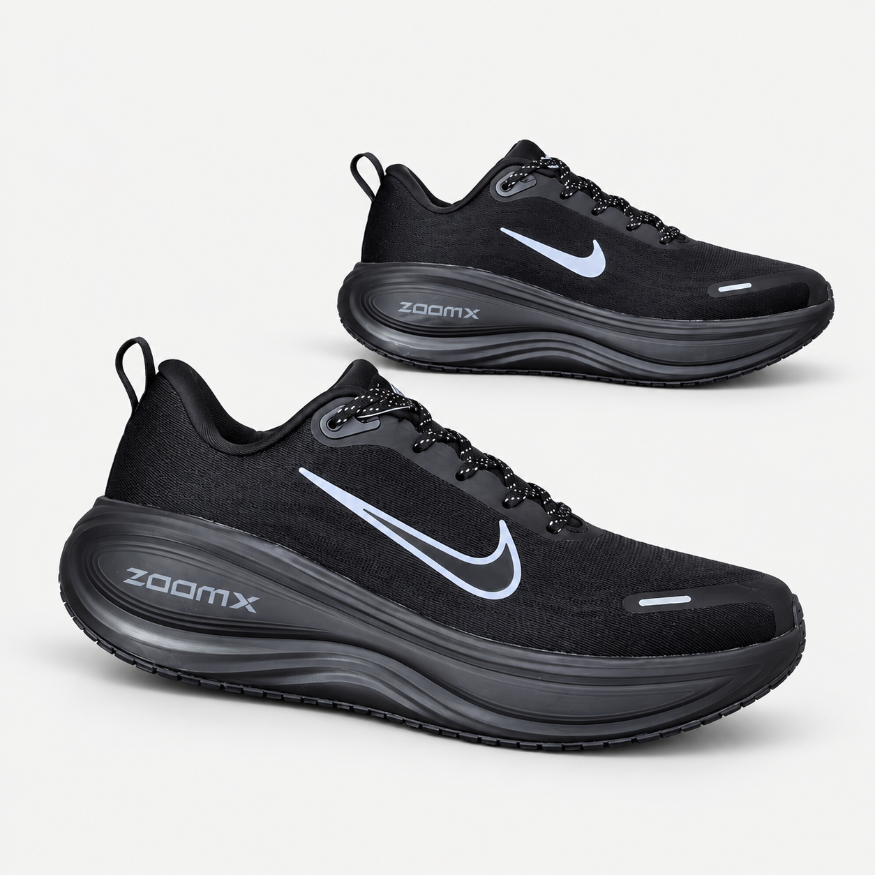 Nike ZoomX running negro