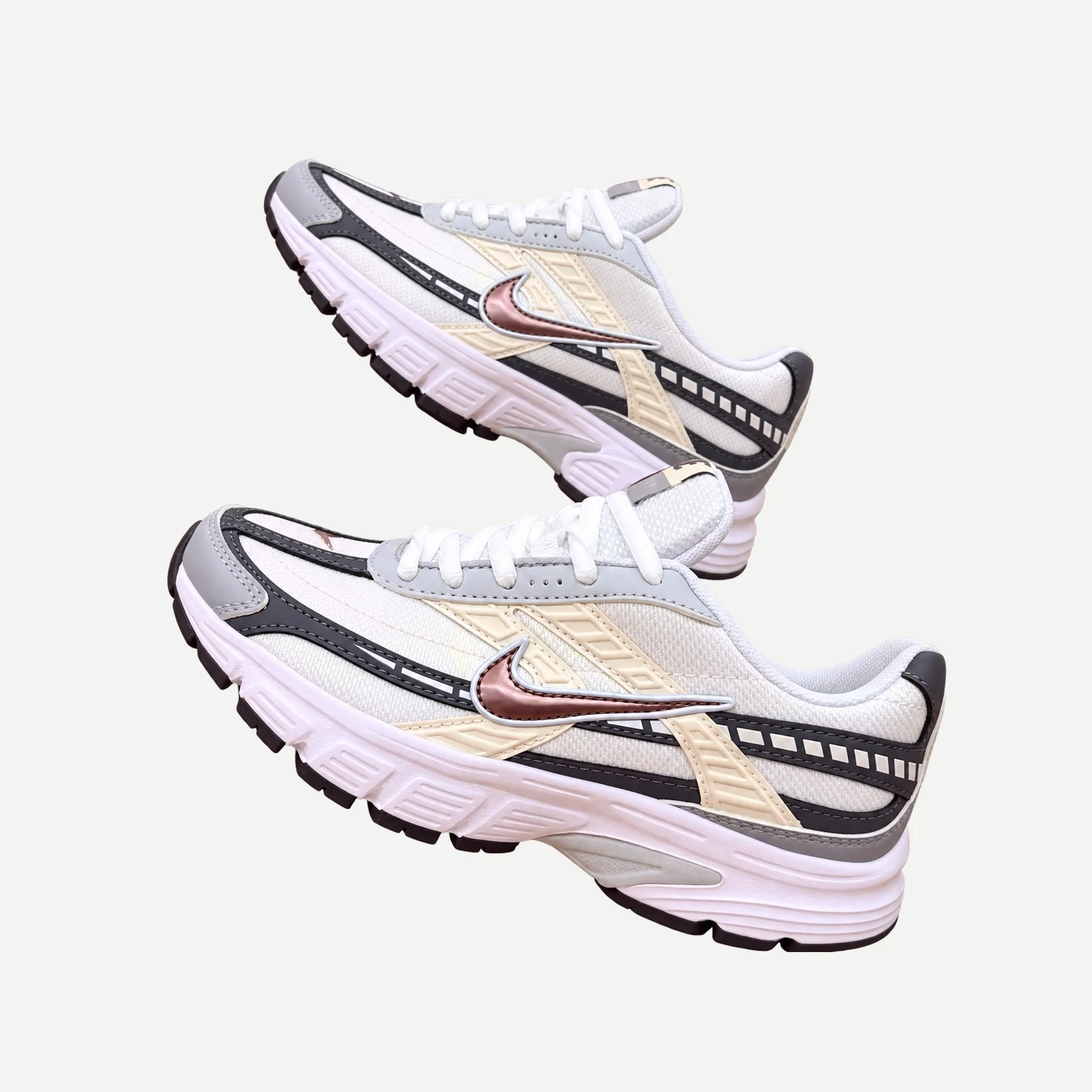  Nike Initiator 